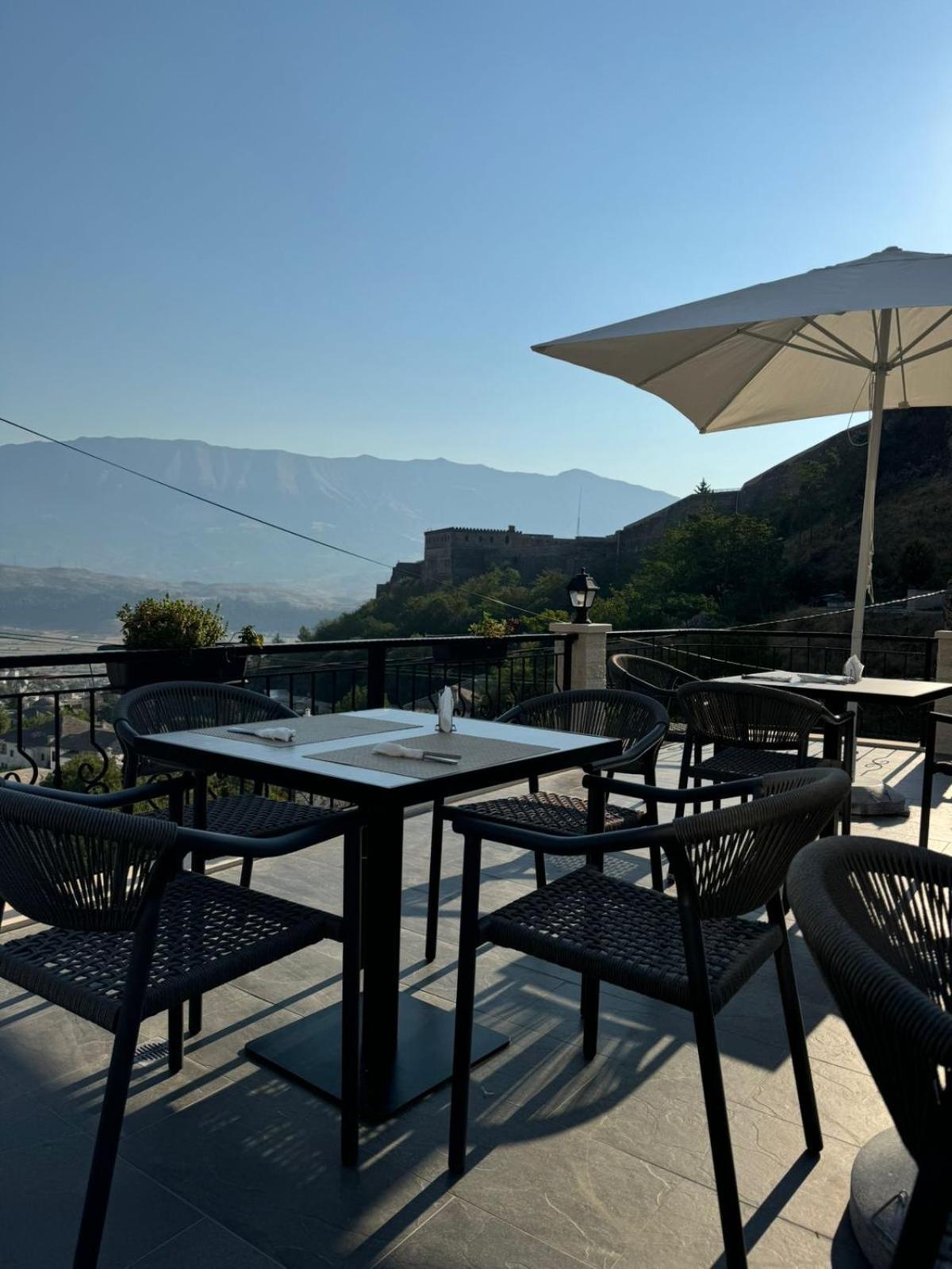 Hotel With Castle View Gjirokaster Exterior photo